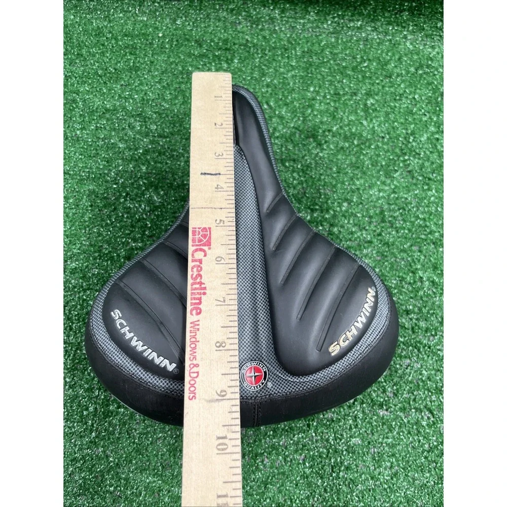 Schwinn Bicycle Seat VELO‎ Cushioned Comfortable Padding Saddle Black